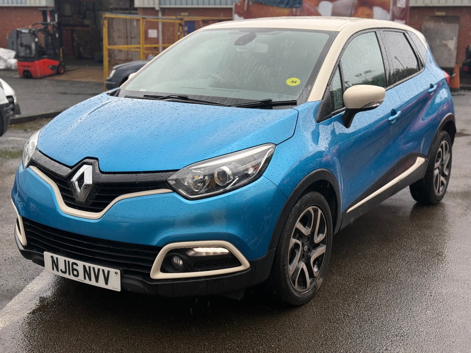 Used Renault Captur 2016 for sale - 77549250: Photo 3