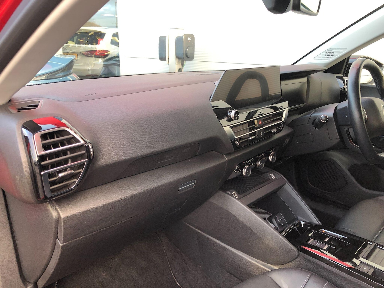 Used Citroen e-C4 2023 for sale - 76786850: Photo 12