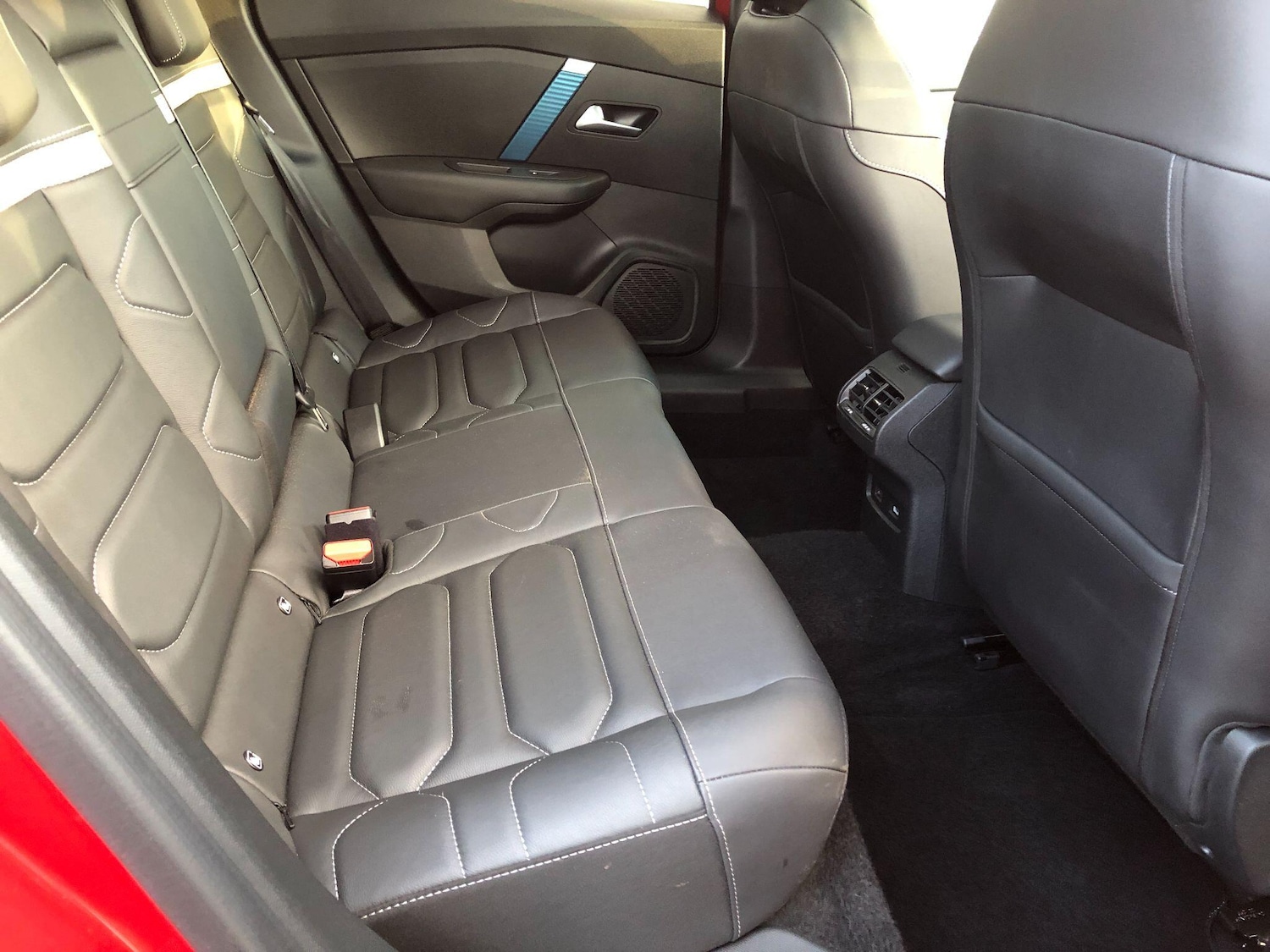 Used Citroen e-C4 2023 for sale - 76786850: Photo 21