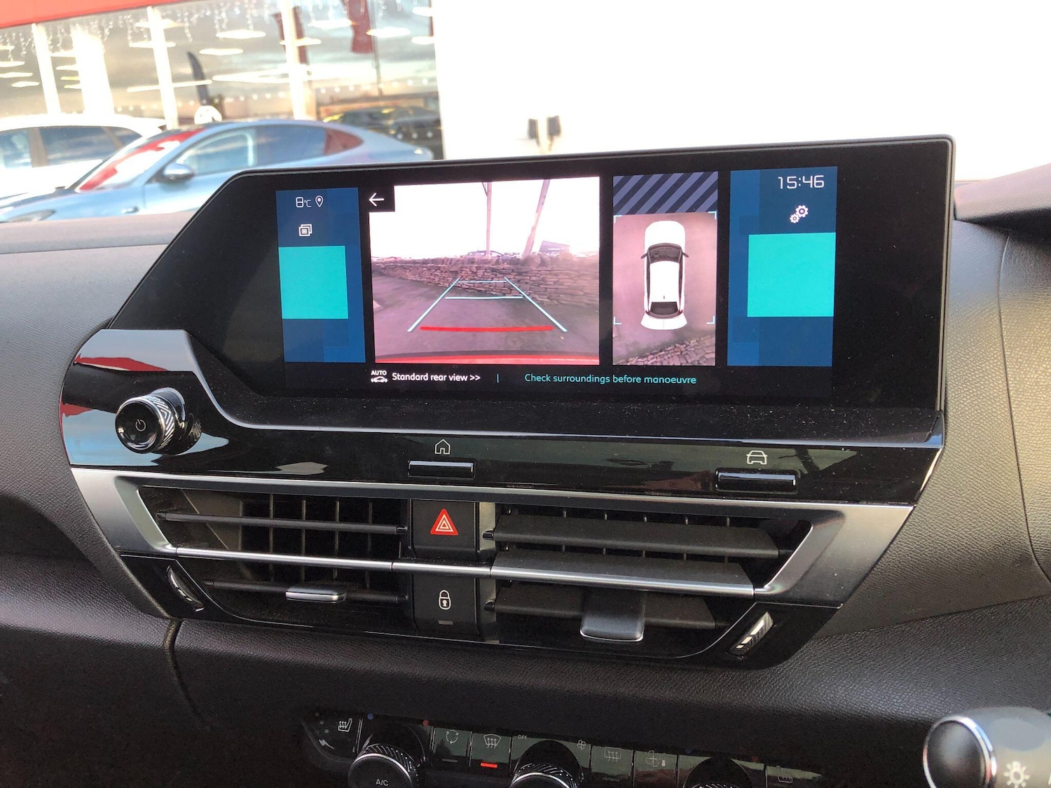 Used Citroen e-C4 2023 for sale - 76786850: Photo 32