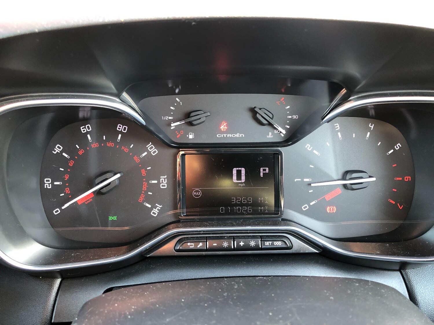 Used Citroen C3 Aircross for sale - 77497503: Photo 35