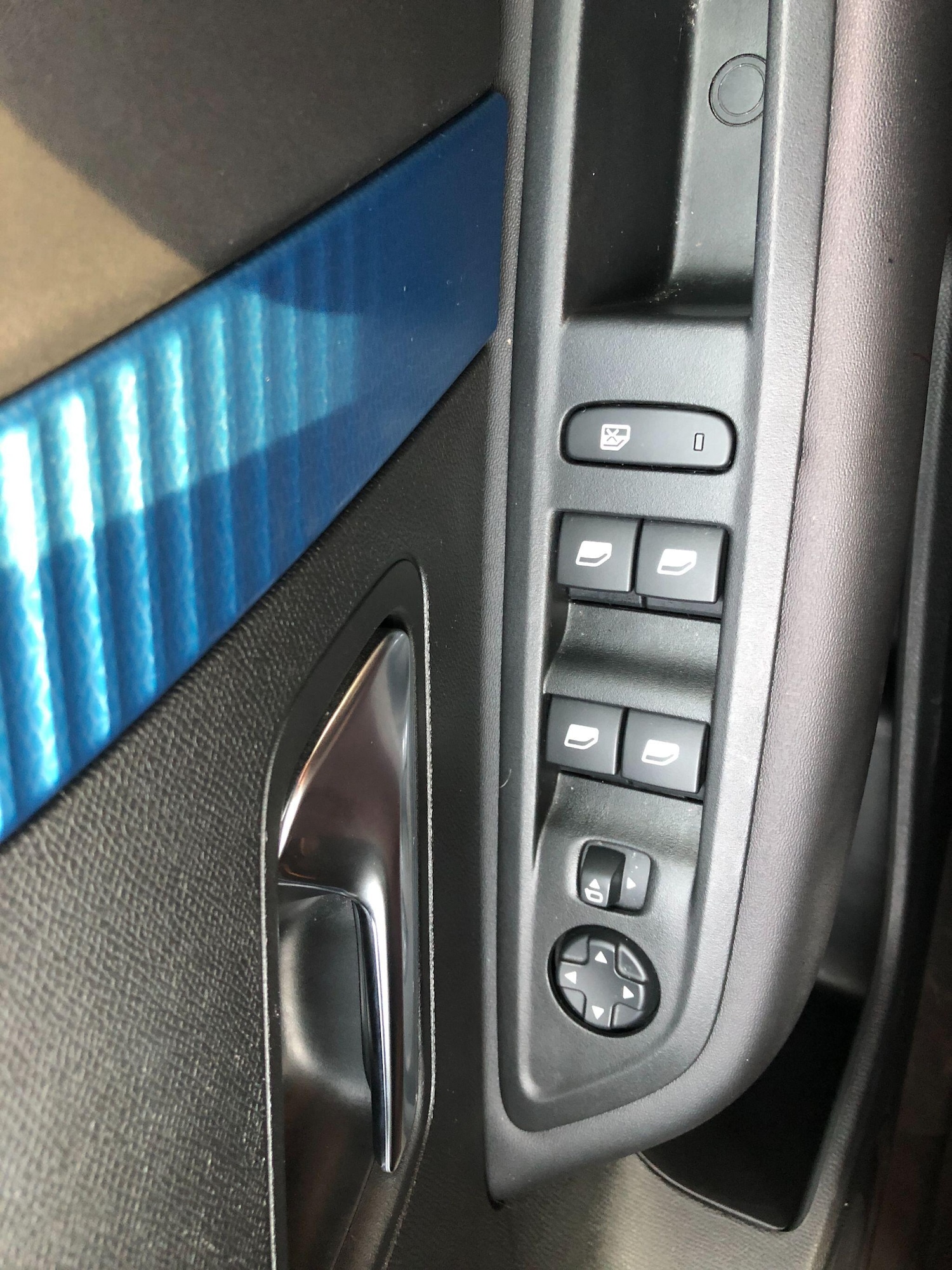 Used Citroen e-C4 X 2023 for sale - 76549944: Photo 25