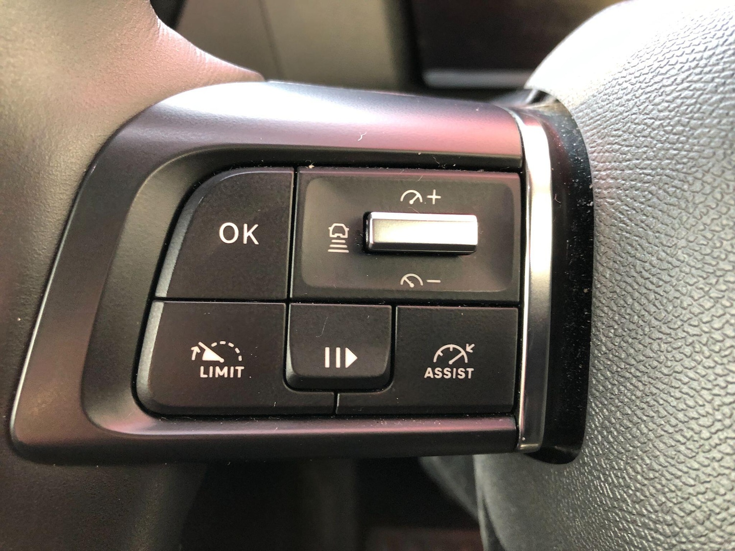 Used Citroen e-C4 X 2023 for sale - 76549944: Photo 26