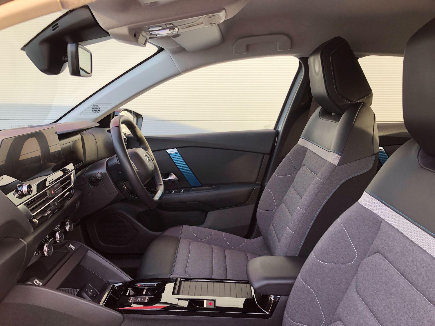 Used Citroen e-C4 X 2023 for sale - 76549944: Photo 41