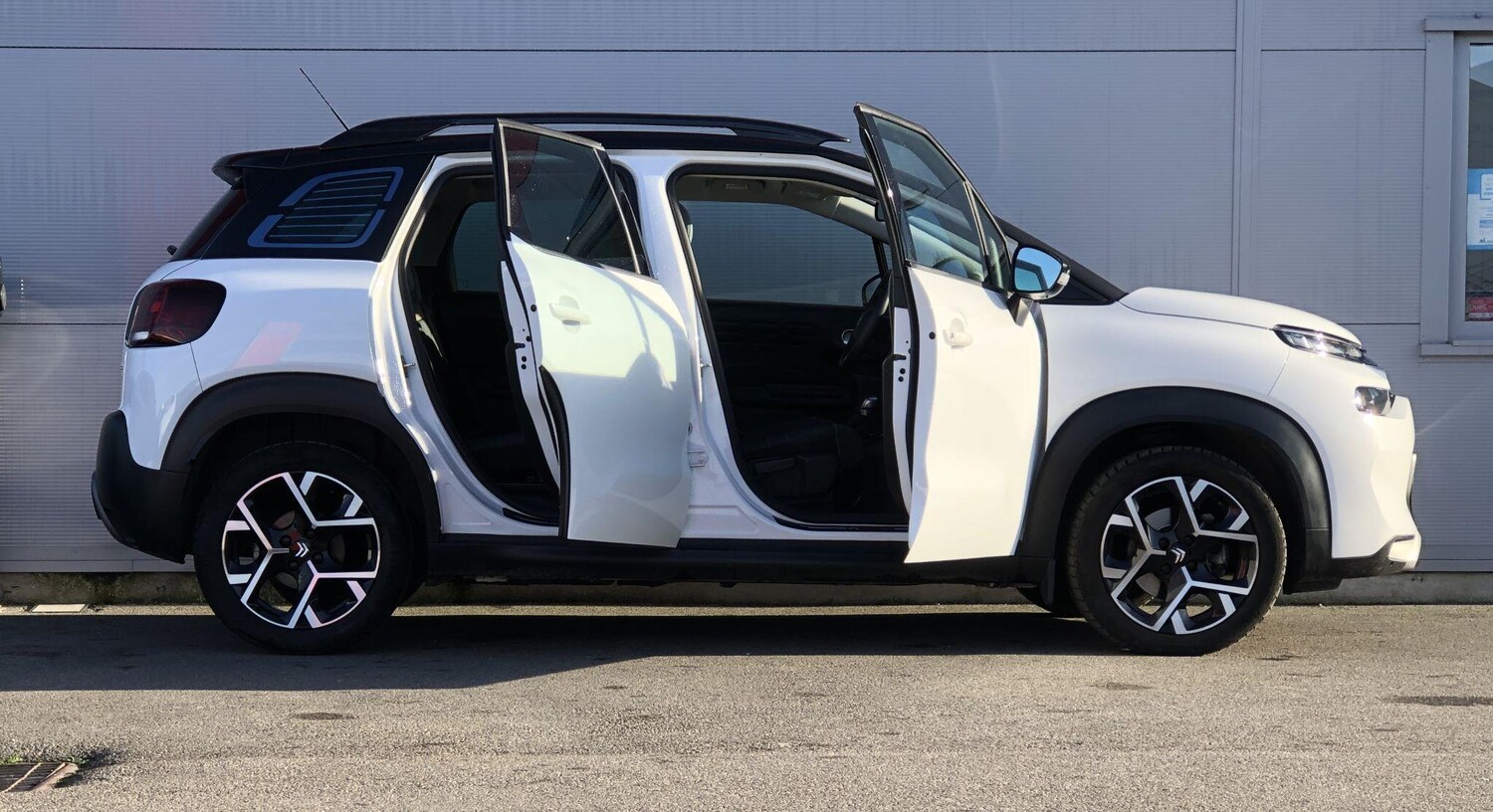 Used Citroen C3 Aircross 2023 for sale - 76513189: Photo 9