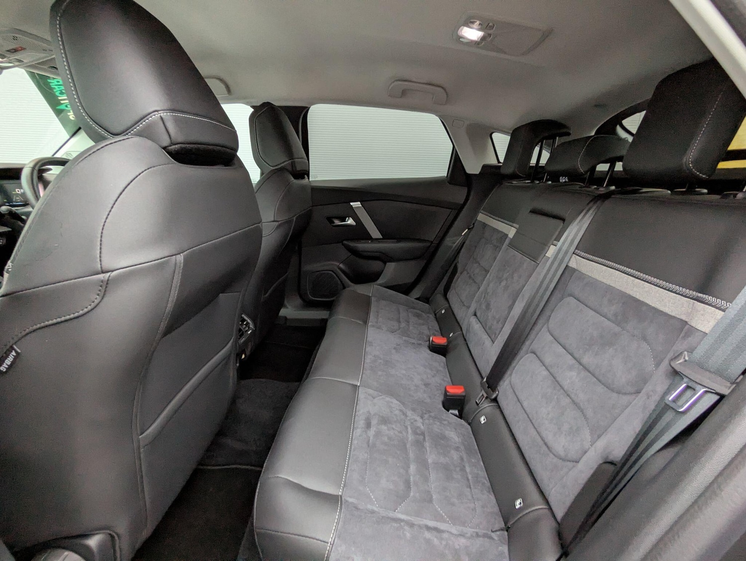 Used Citroen C4 2024 for sale - 77737378: Photo 13