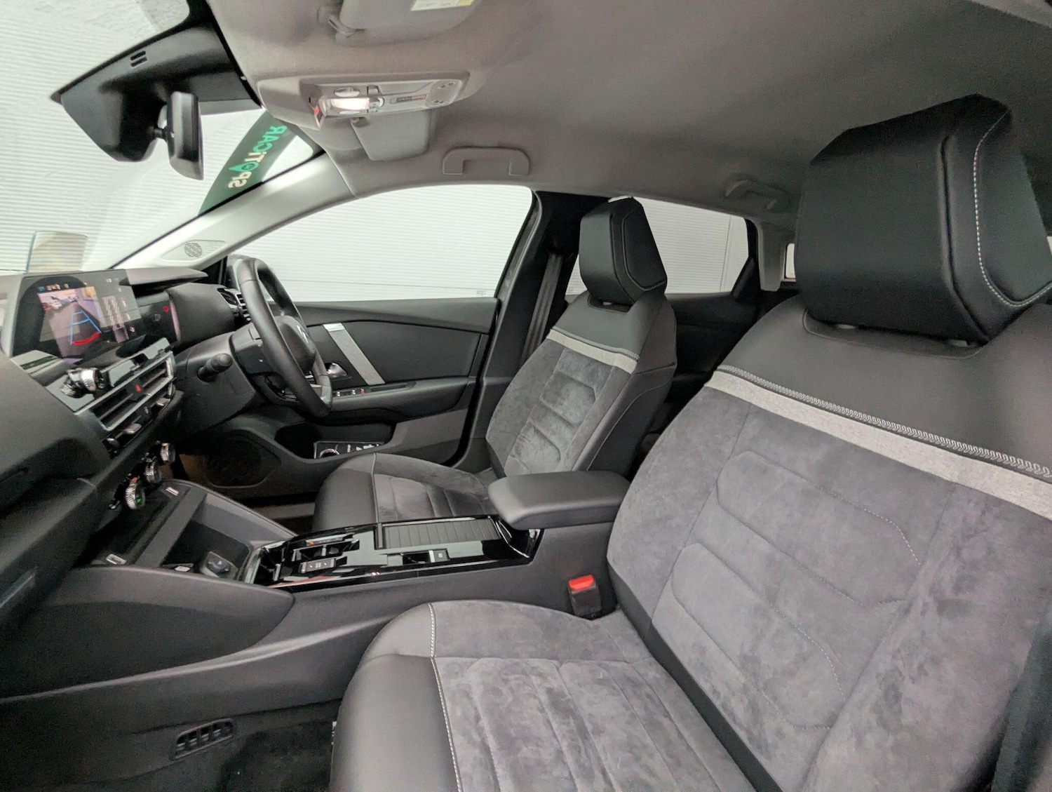 Used Citroen C4 2024 for sale - 77737378: Photo 25