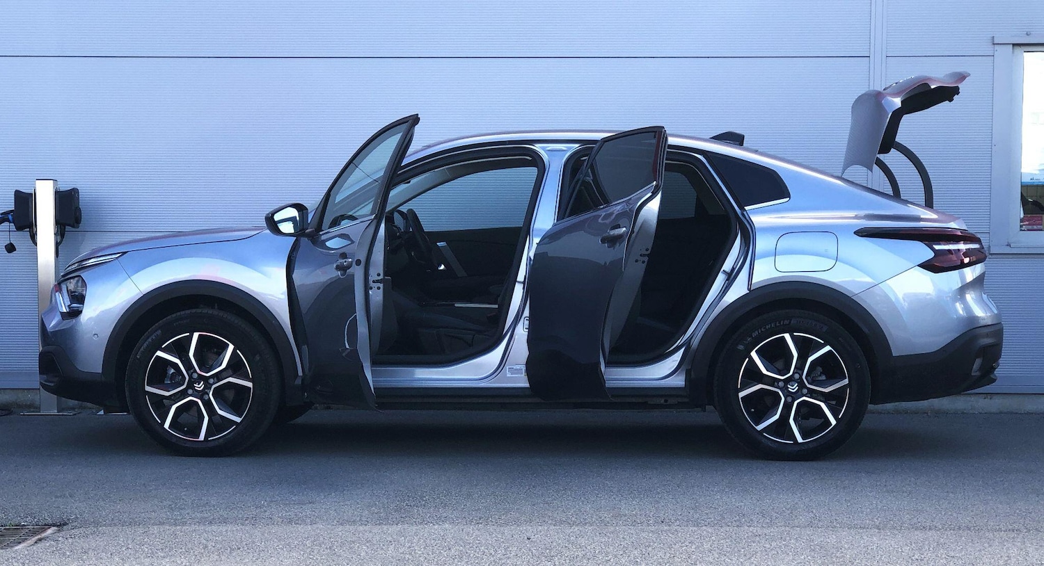 Used Citroen e-C4 X 2024 for sale - 75781838: Photo 16