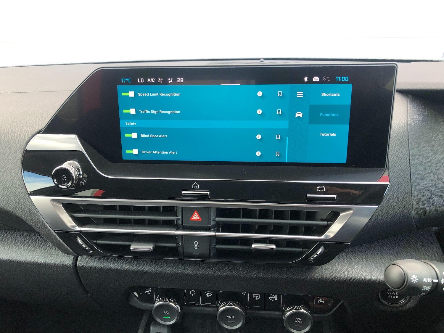 Used Citroen e-C4 X 2024 for sale - 75781838: Photo 9