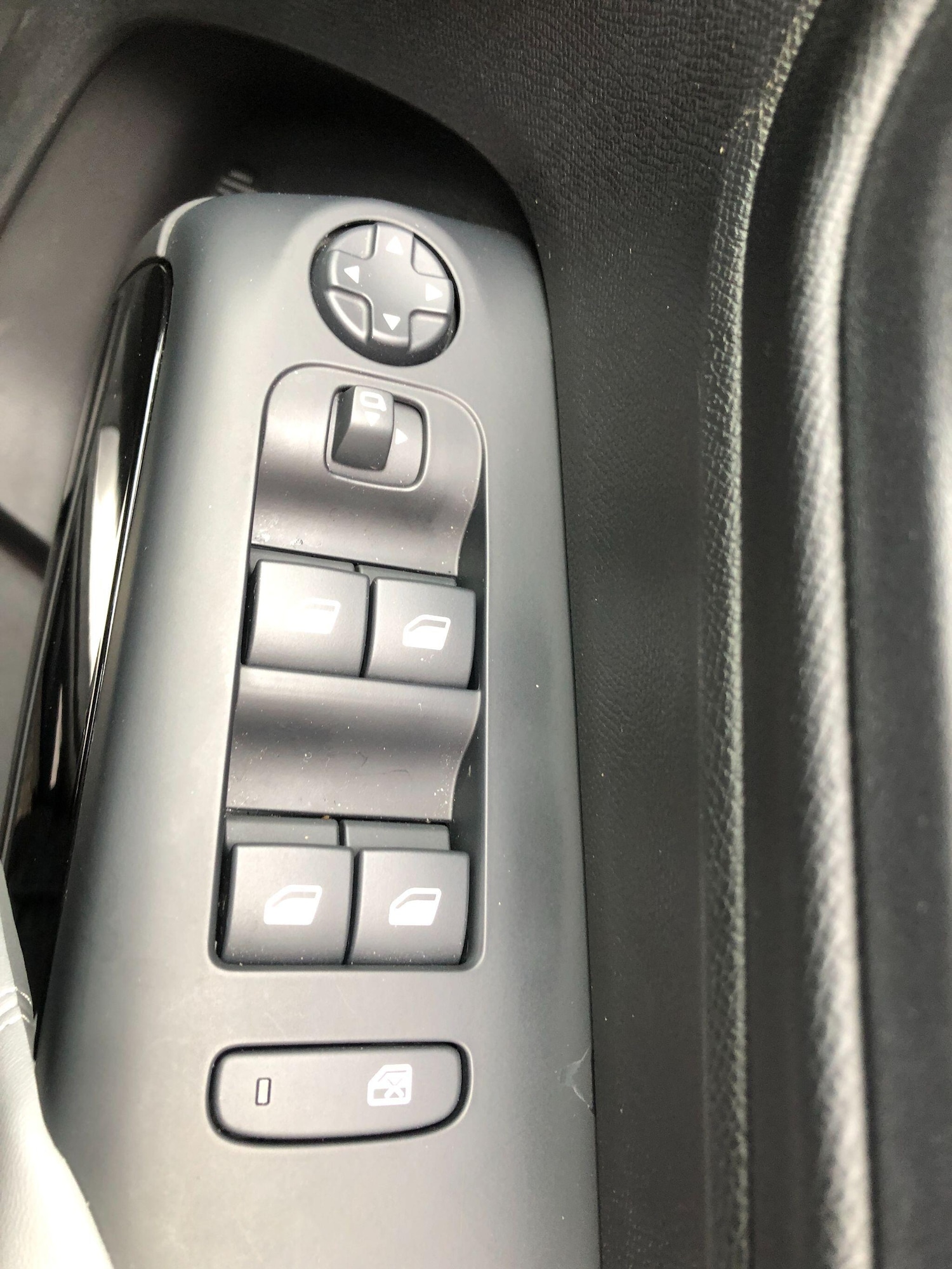 Used Citroen C5 Aircross 2024 for sale - 77647180: Photo 32