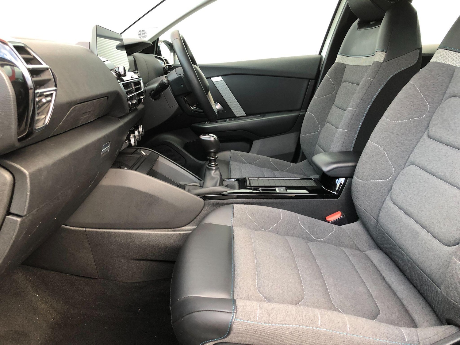 Used Citroen C4 2022 for sale - 77586043: Photo 42