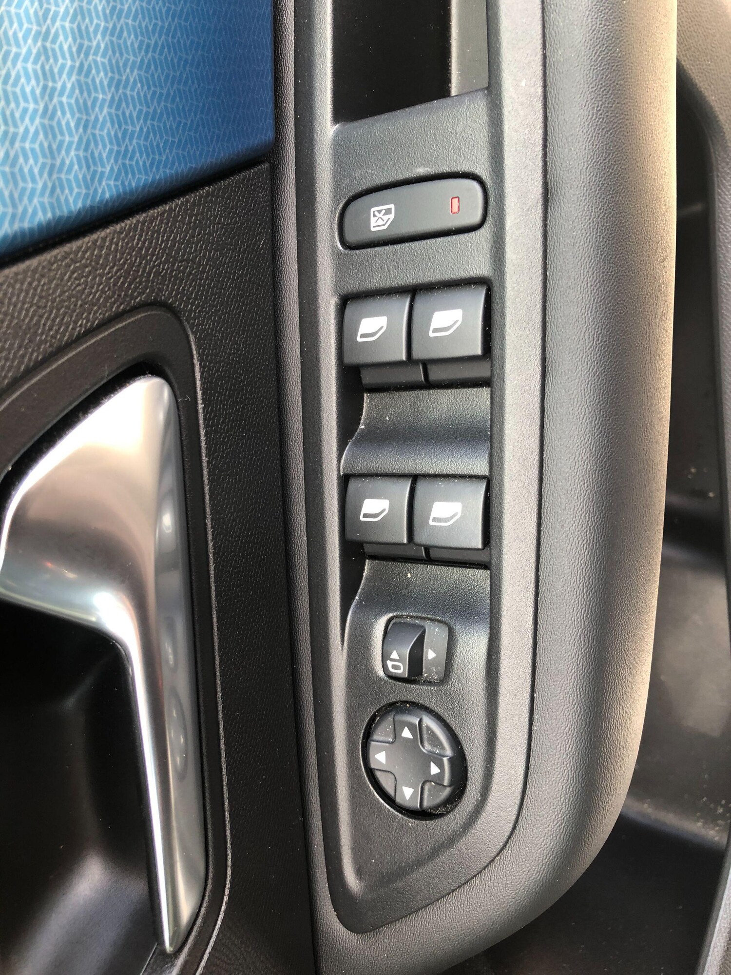 Used Citroen e-C4 2023 for sale - 76042648: Photo 27