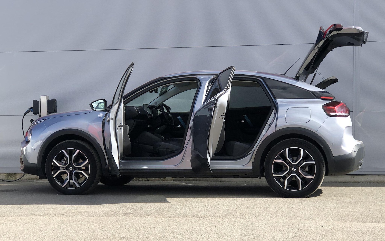Used Citroen e-C4 2023 for sale - 76042648: Photo 7