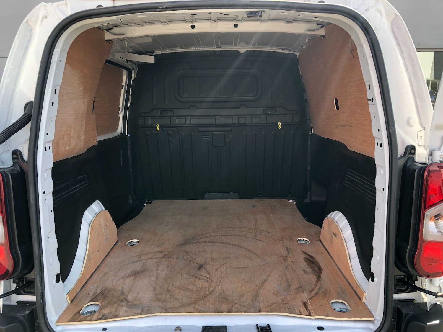 Vehicle 28