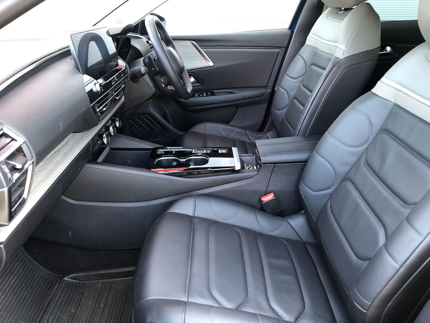 Used Citroen C5 X 2024 for sale - 76380694: Photo 38