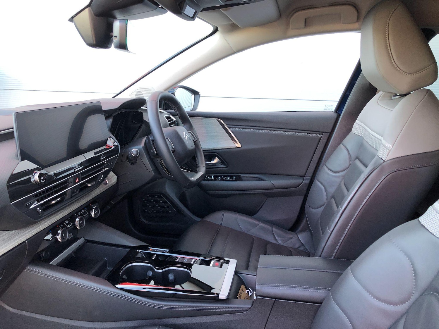 Used Citroen C5 X 2024 for sale - 76380694: Photo 45