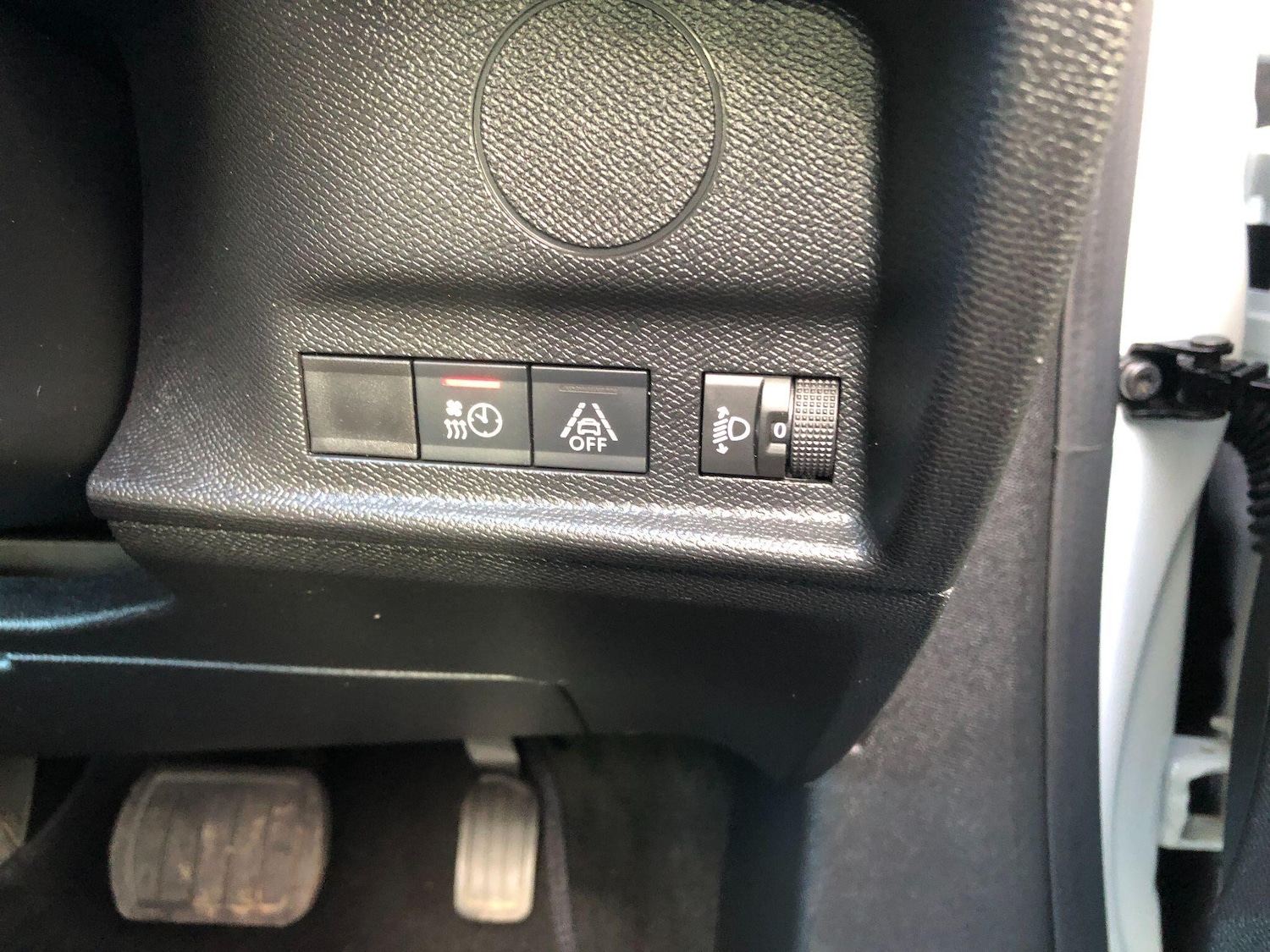 Used Citroen e-C4 2023 for sale - 76549942: Photo 17