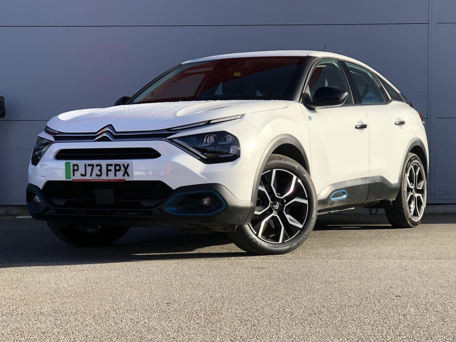 Used Citroen e-C4 2023 for sale - 76549942: Photo 4