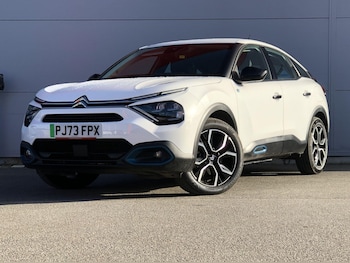 Used Citroen e-C4 2023 for sale - 76549942: Photo