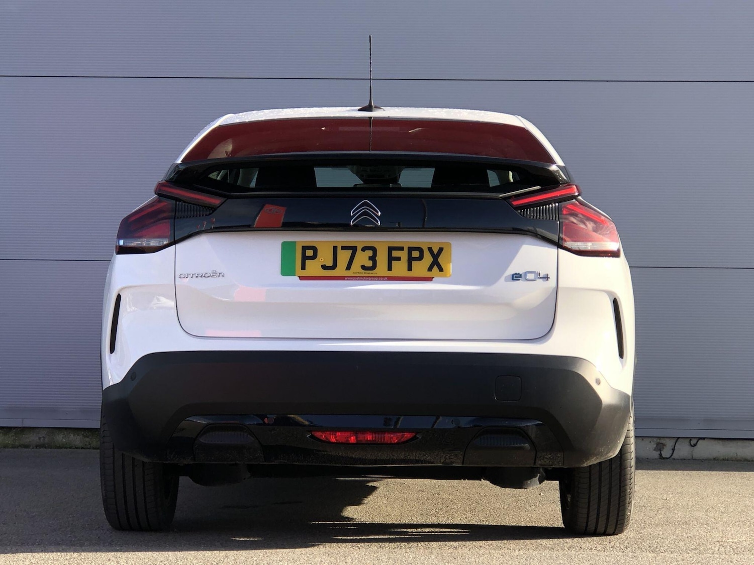 Used Citroen e-C4 2023 for sale - 76549942: Photo 8