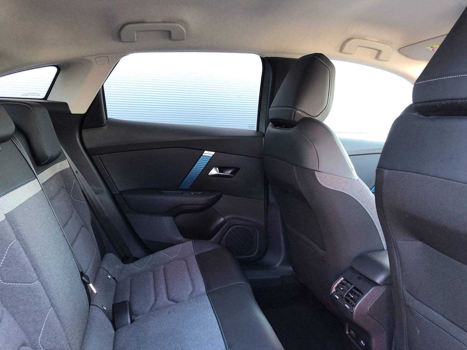 Used Citroen e-C4 2022 for sale - 77468580: Photo 26