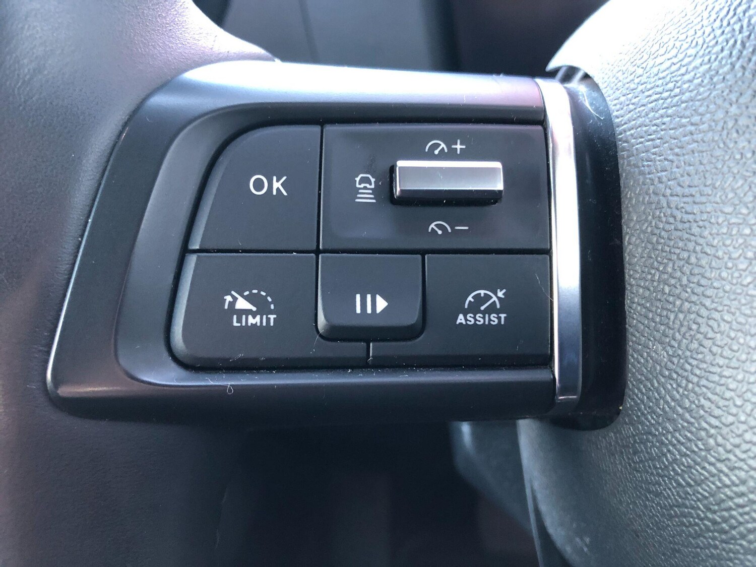 Used Citroen e-C4 2022 for sale - 77468580: Photo 29