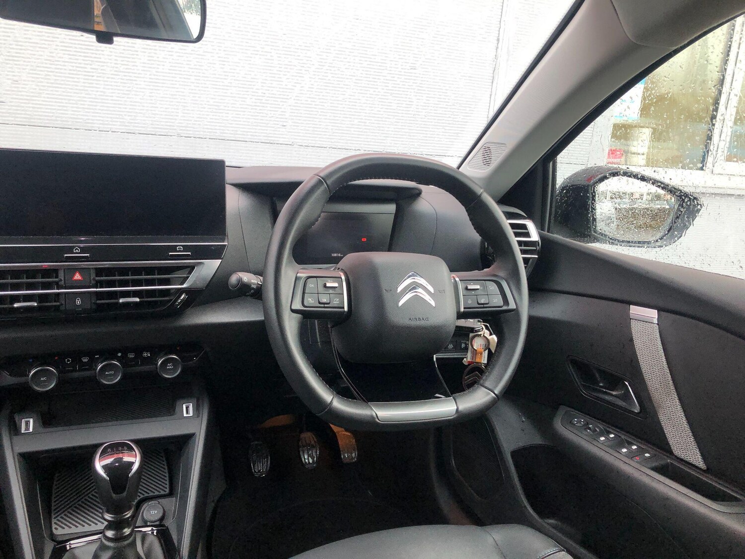 Used Citroen C4 2023 for sale - 77142954: Photo 15