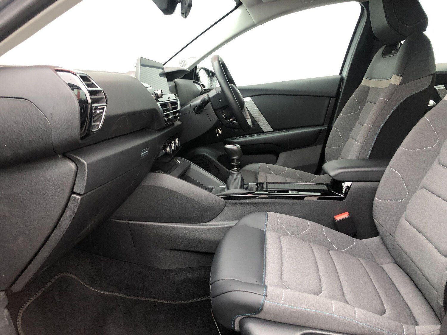 Used Citroen C4 2023 for sale - 77142954: Photo 37