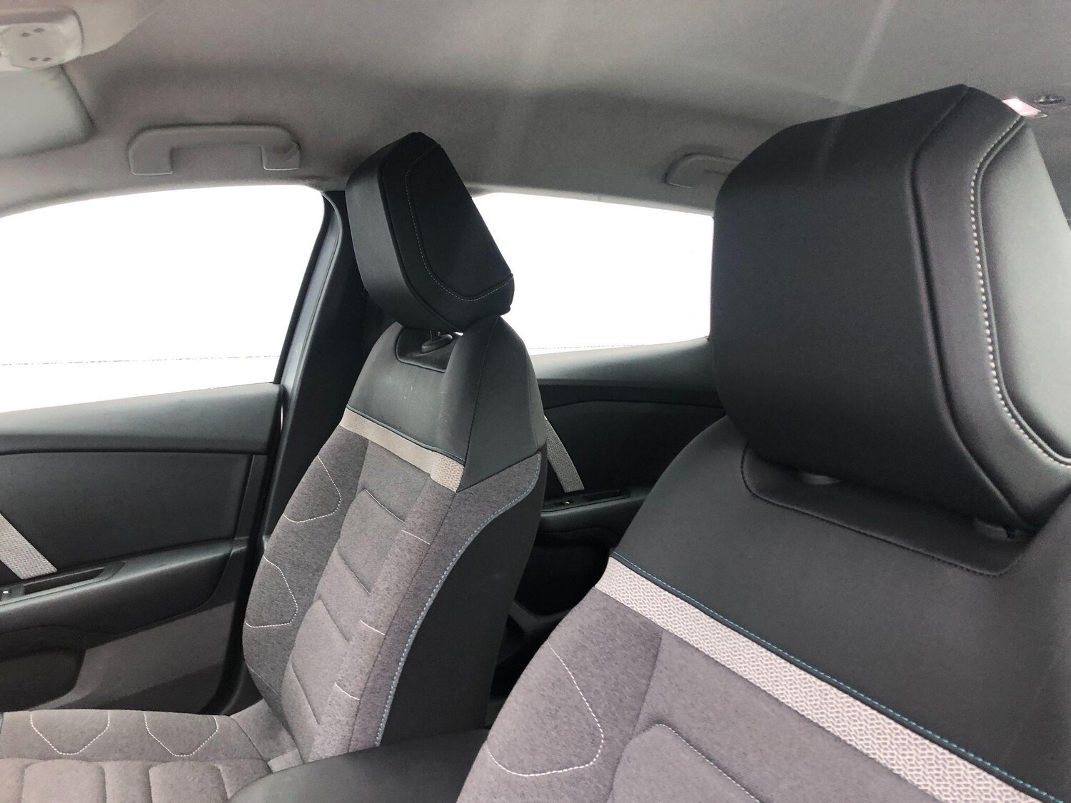 Used Citroen C4 2023 for sale - 77142954: Photo 38