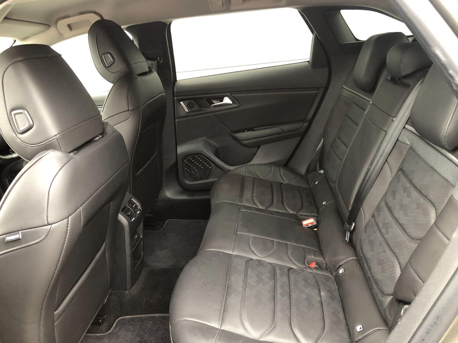 Used Citroen C5 X 2024 for sale - 76201165: Photo 28