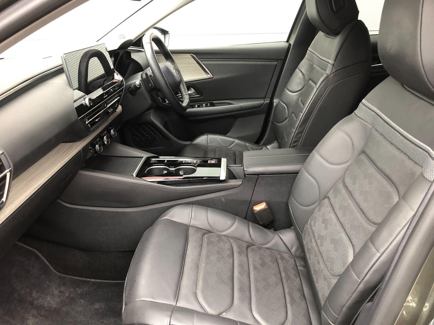 Used Citroen C5 X 2024 for sale - 76201165: Photo 47