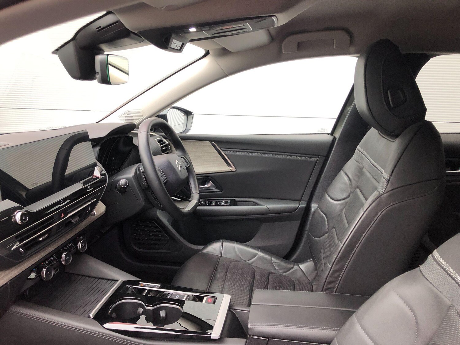 Used Citroen C5 X 2024 for sale - 76201165: Photo 48