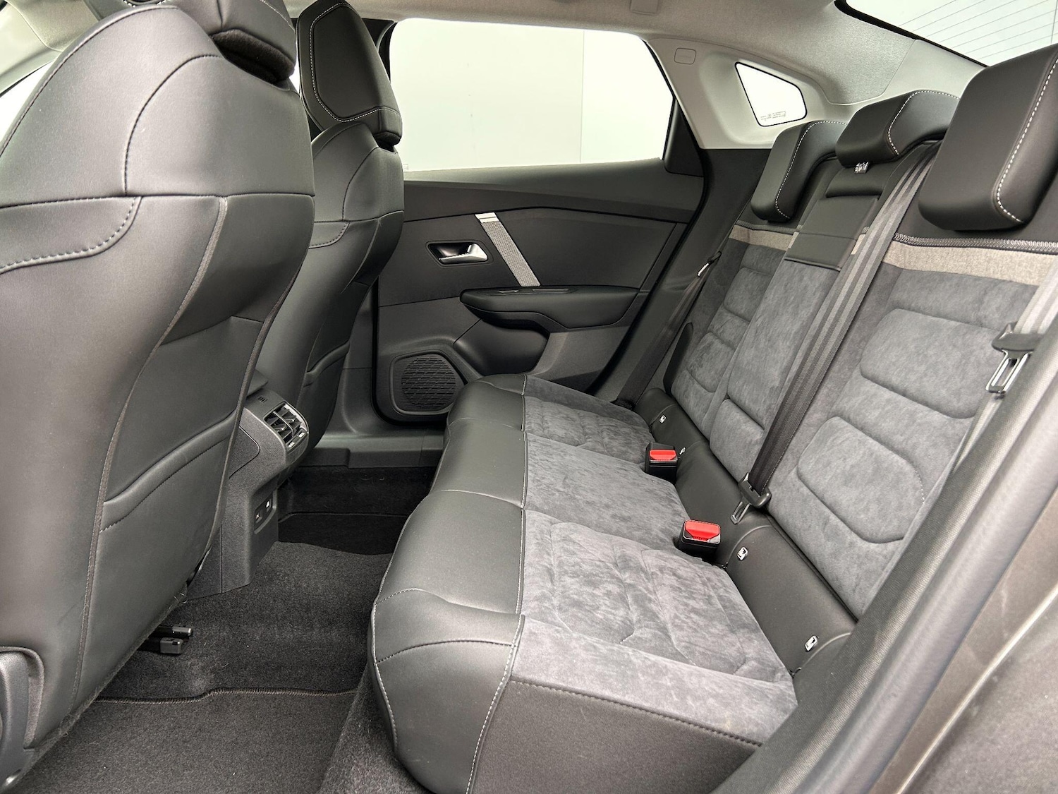 Used Citroen C4 X for sale - 77824727: Photo 9