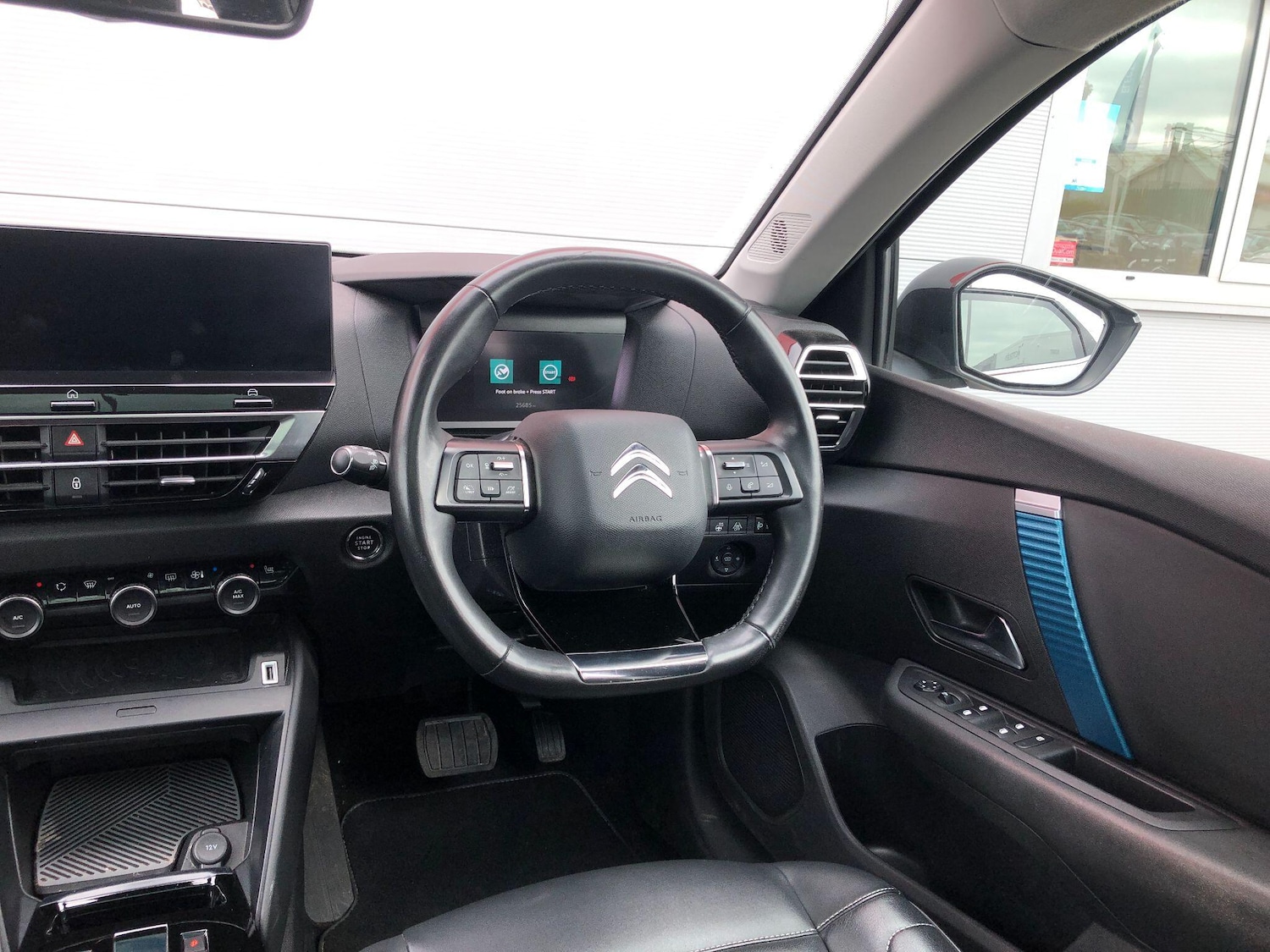 Used Citroen e-C4 2021 for sale - 76200028: Photo 14