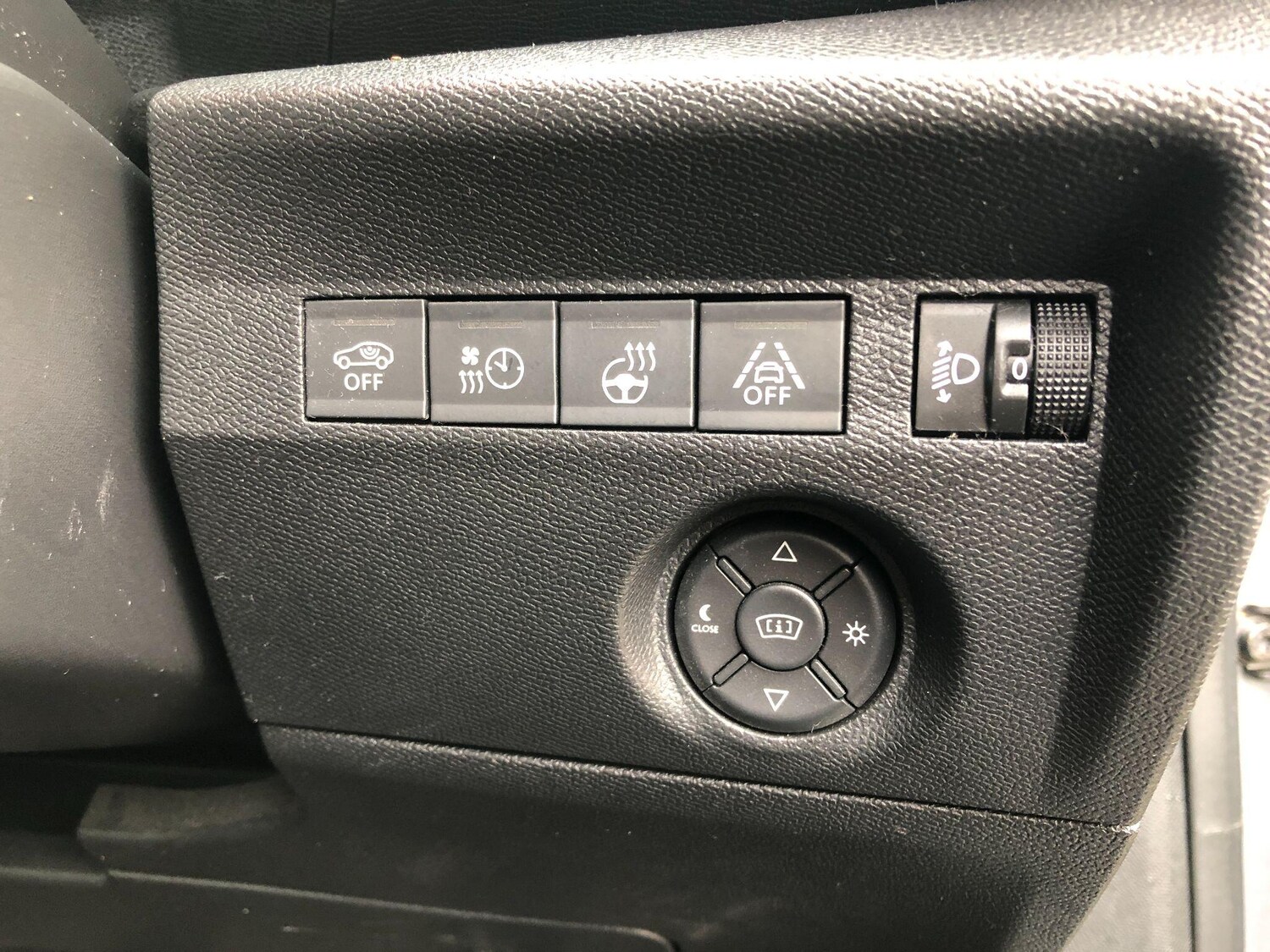 Used Citroen e-C4 2021 for sale - 76200028: Photo 28