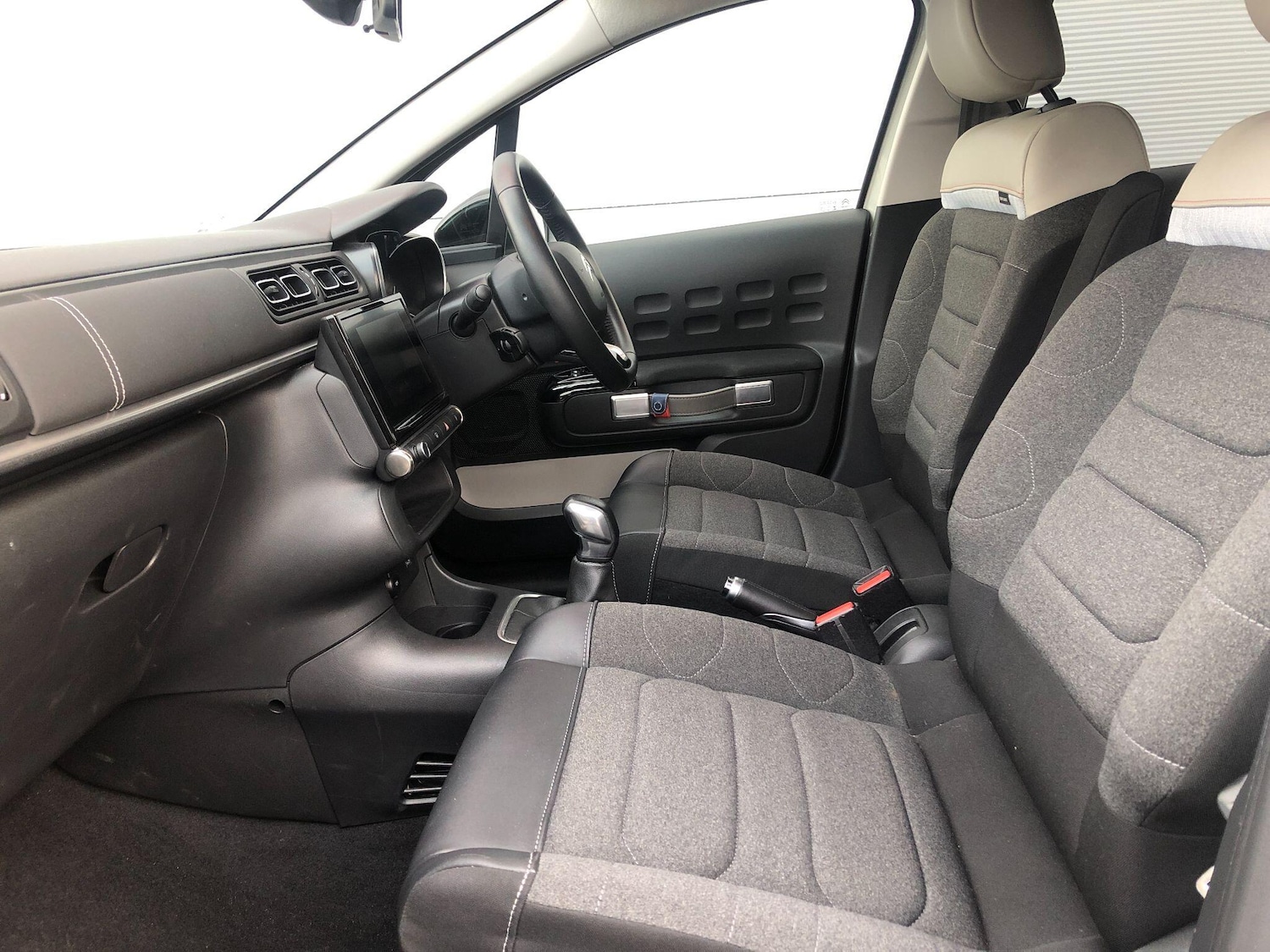 Used Citroen C3 2022 for sale - 77091046: Photo 32