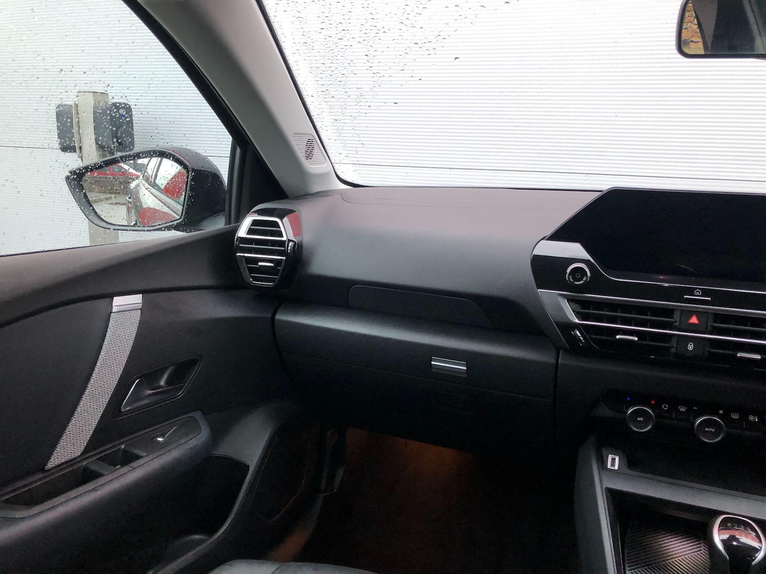 Used Citroen C4 2022 for sale - 76728541: Photo 14