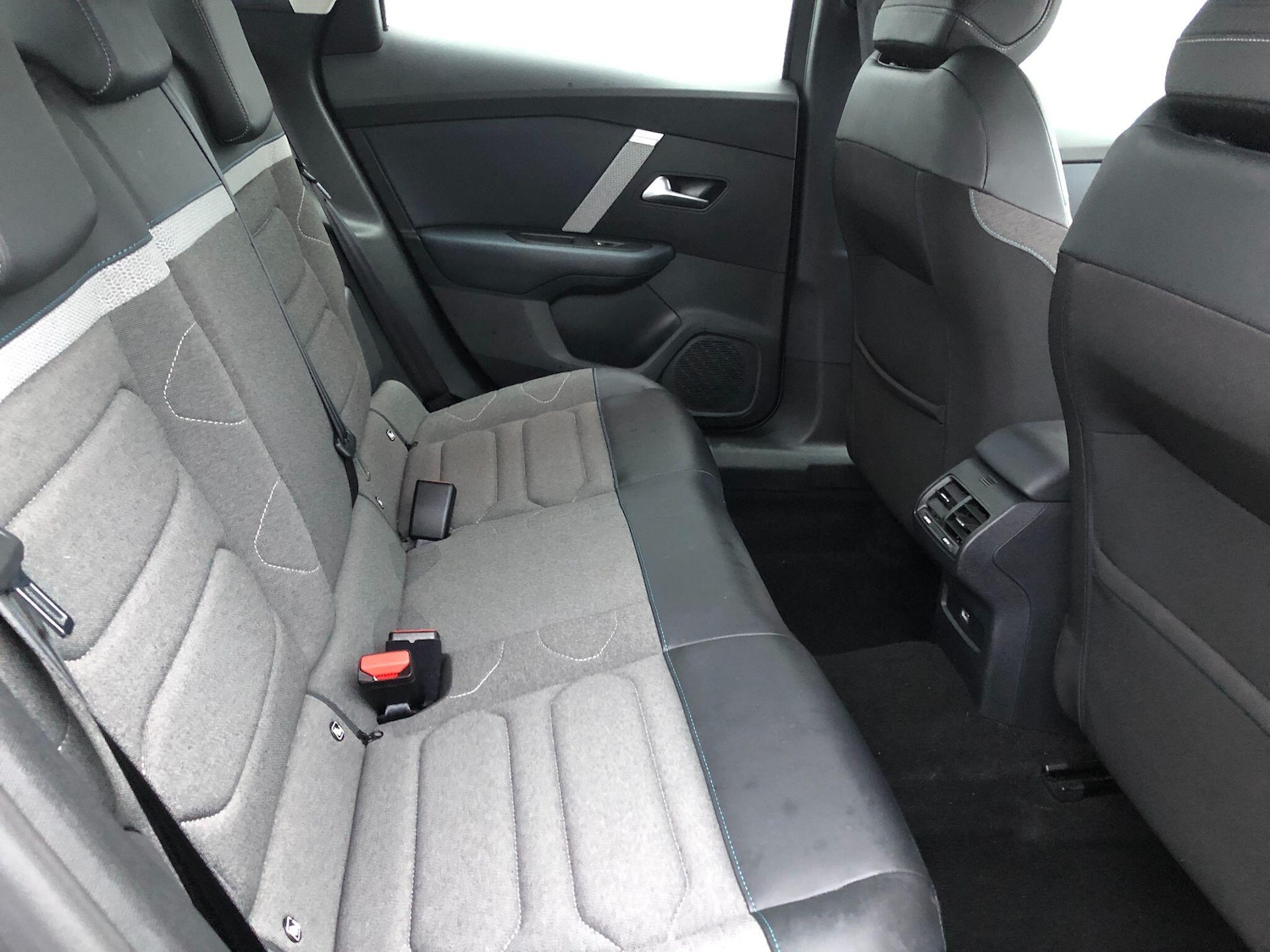 Used Citroen C4 2022 for sale - 76728541: Photo 21