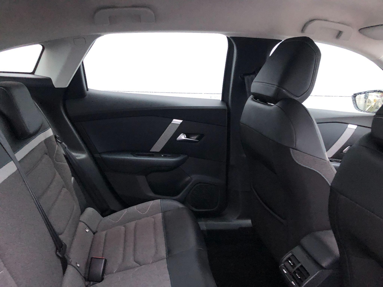 Used Citroen C4 2022 for sale - 76728541: Photo 23