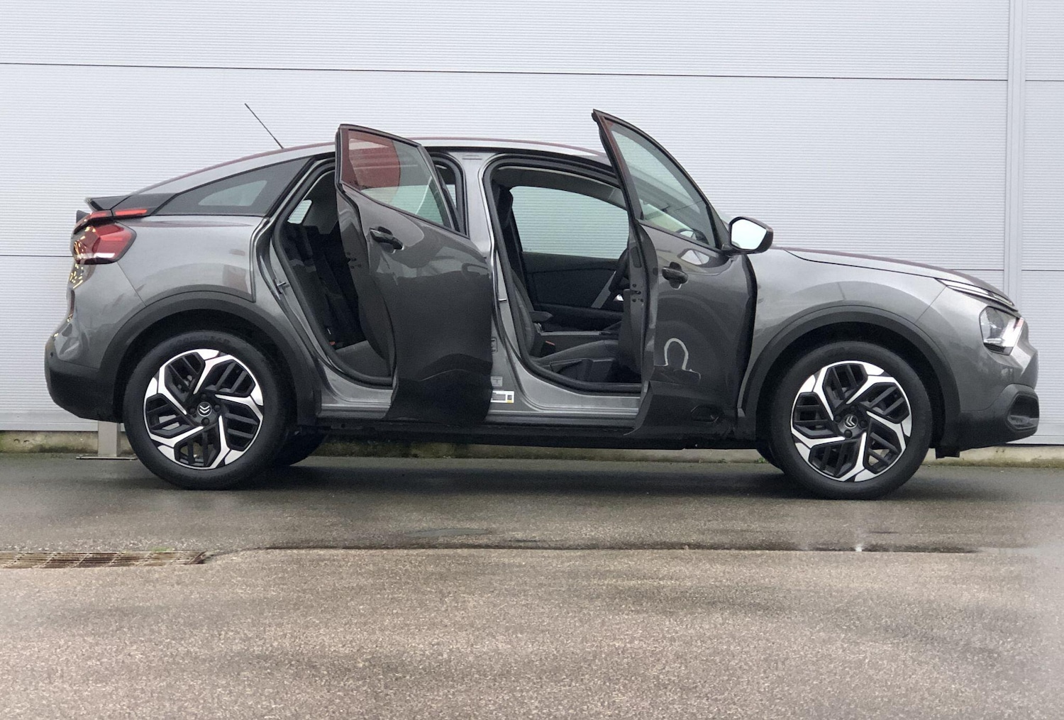 Used Citroen C4 2022 for sale - 76728541: Photo 9