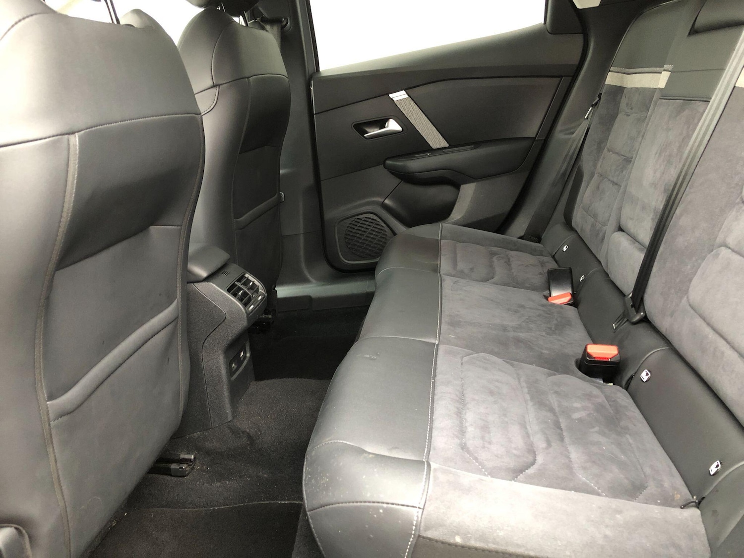 Used Citroen e-C4 2024 for sale - 77510346: Photo 19