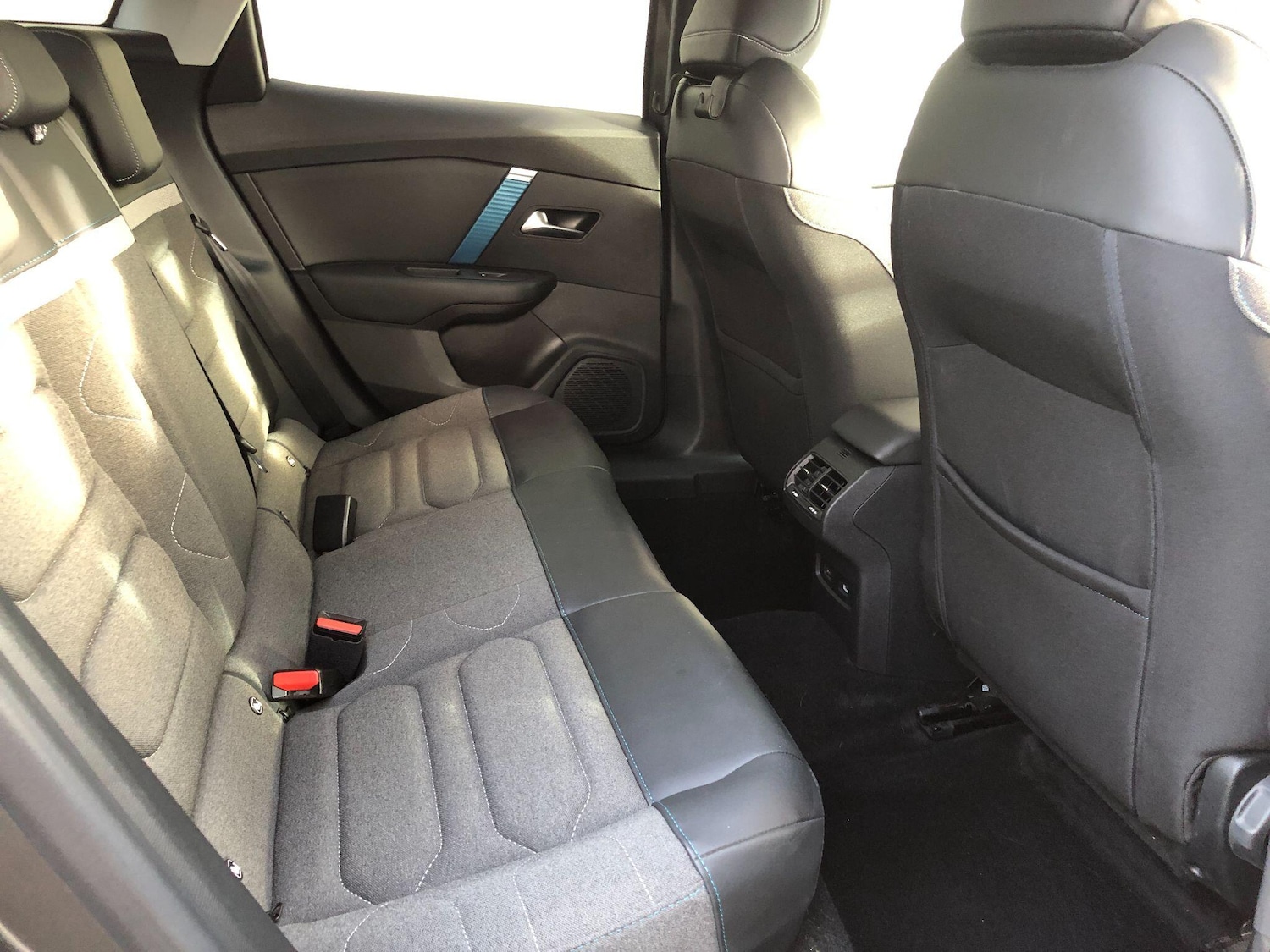 Used Citroen e-C4 2021 for sale - 76337700: Photo 10