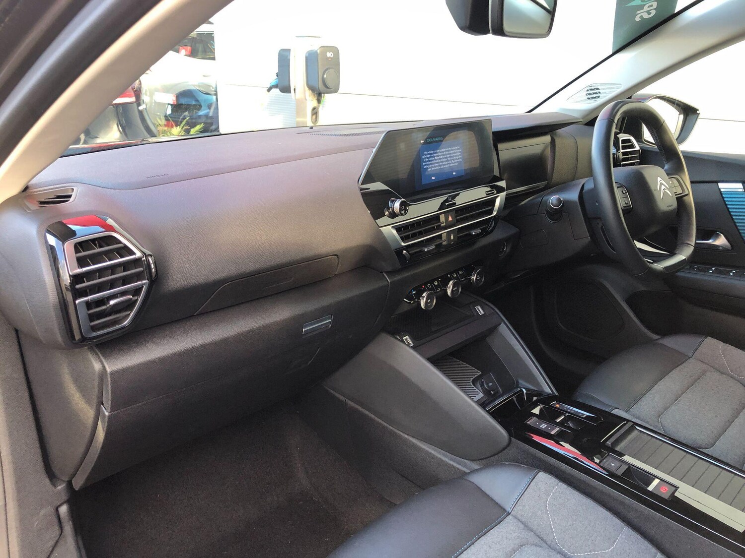 Used Citroen e-C4 2021 for sale - 76337700: Photo 14