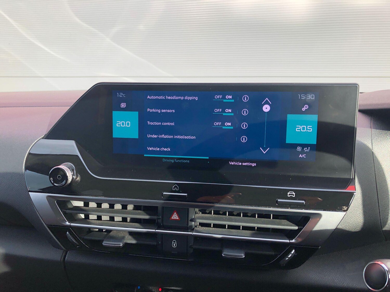 Used Citroen e-C4 2021 for sale - 76337700: Photo 40