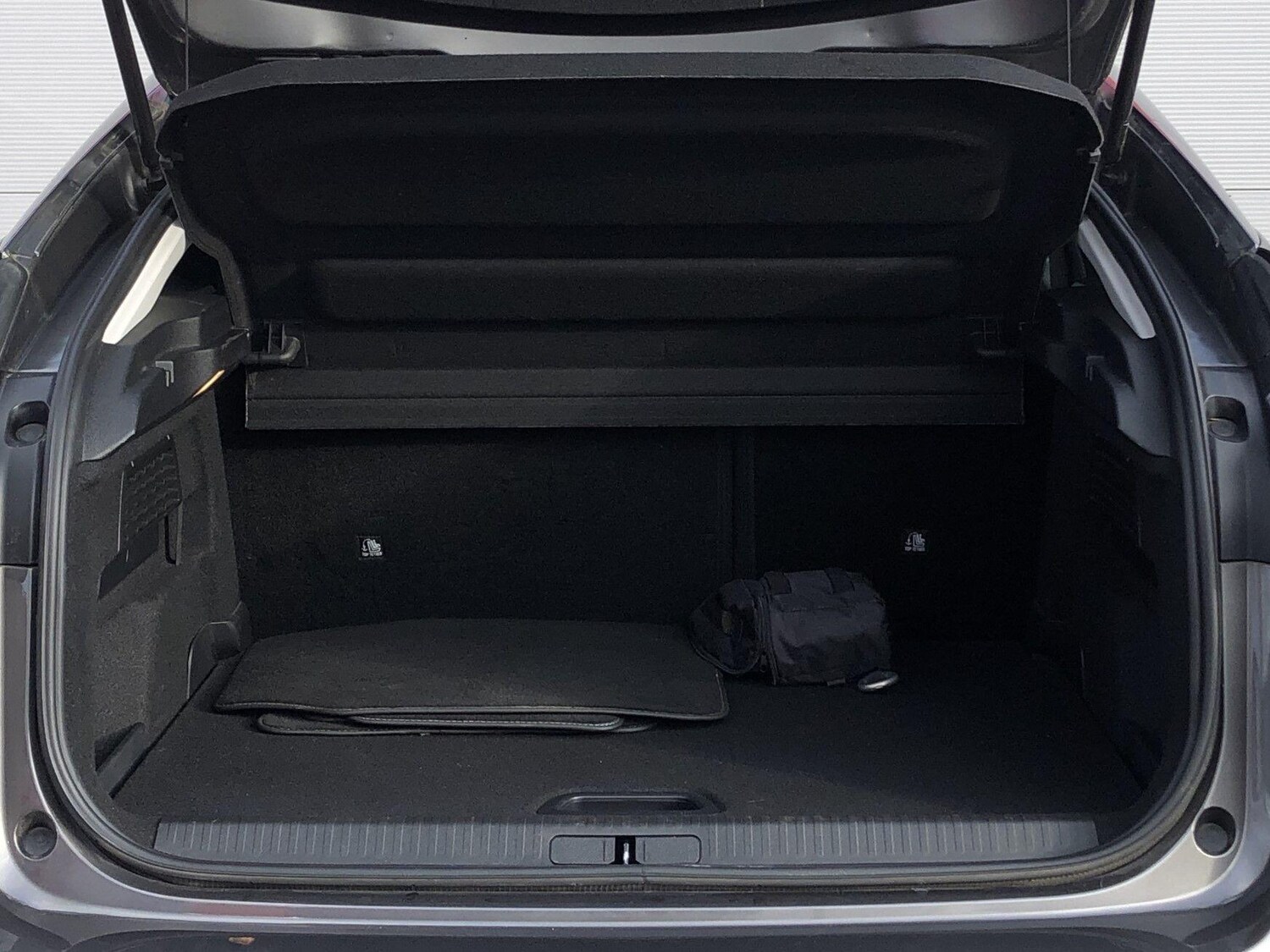 Used Citroen e-C4 2021 for sale - 76337700: Photo 43