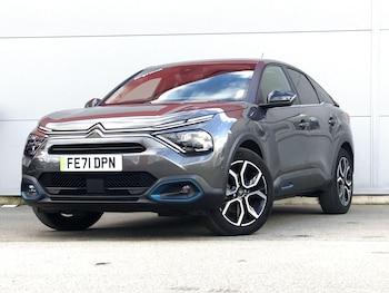Used Citroen e-C4 2021 for sale - 76337700: Photo
