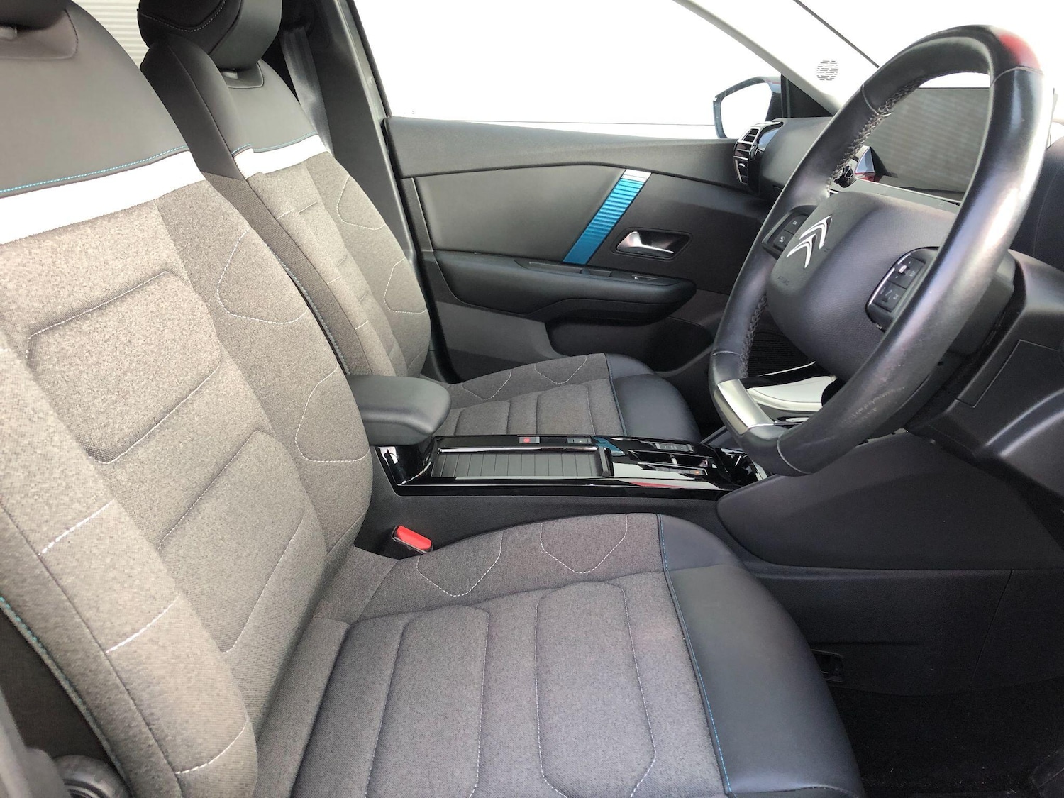 Used Citroen e-C4 2021 for sale - 76337700: Photo 5