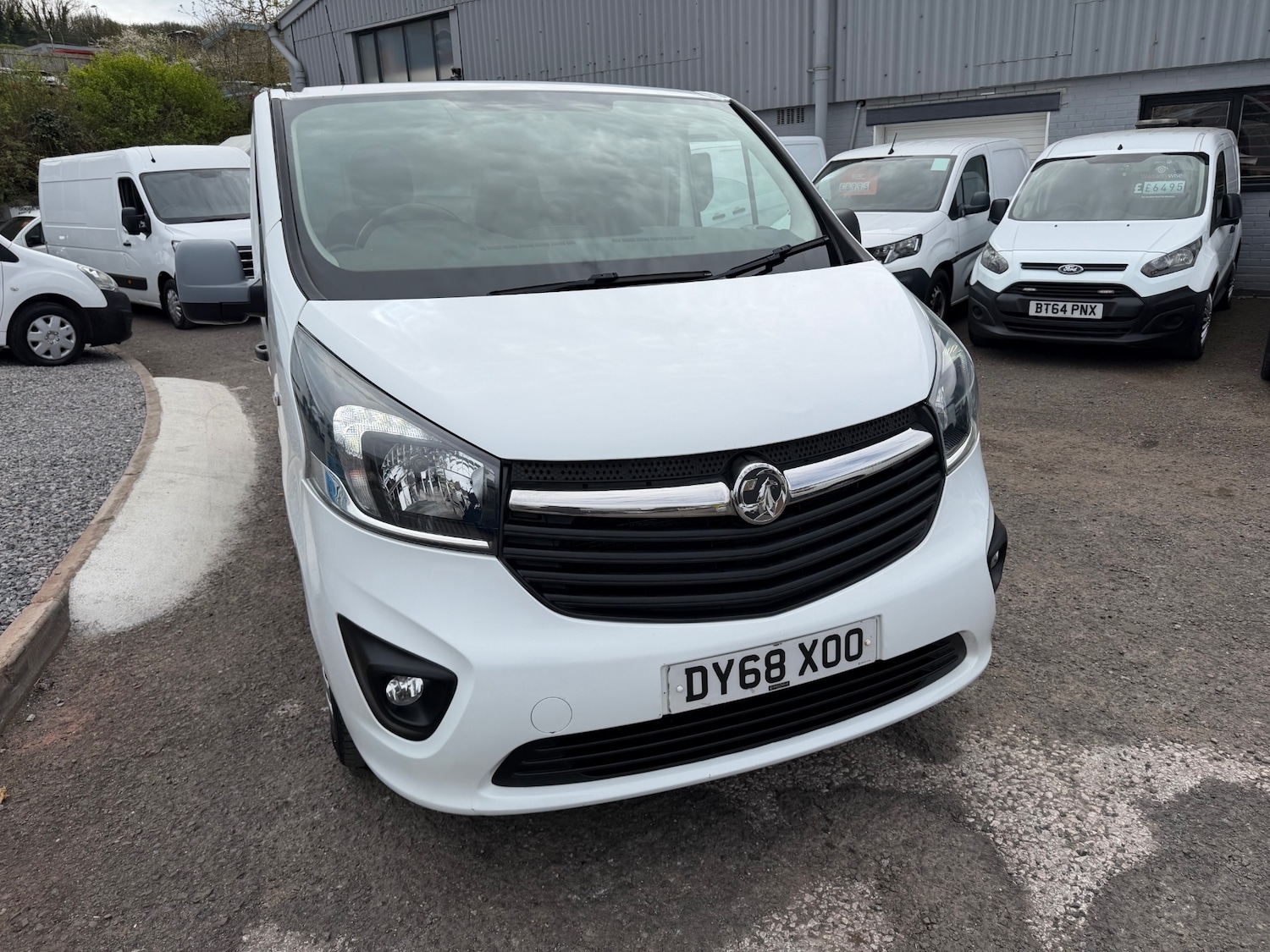 Used Vauxhall Vivaro 2018 for sale - 78177454: Photo 3