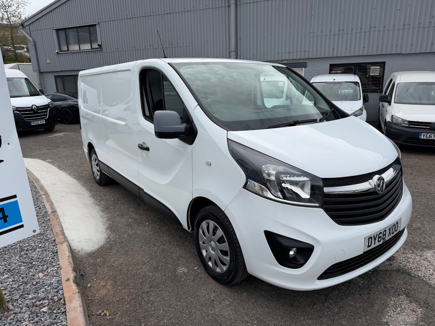 Used Vauxhall Vivaro 2018 for sale - 78177454: Photo 4