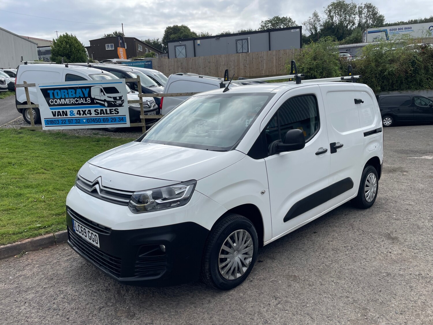 Used Citroen Berlingo 2020 for sale - 71043091: Photo 1